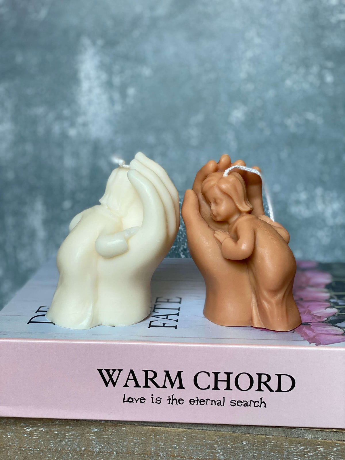 Mother's Touch Scented Candle-1